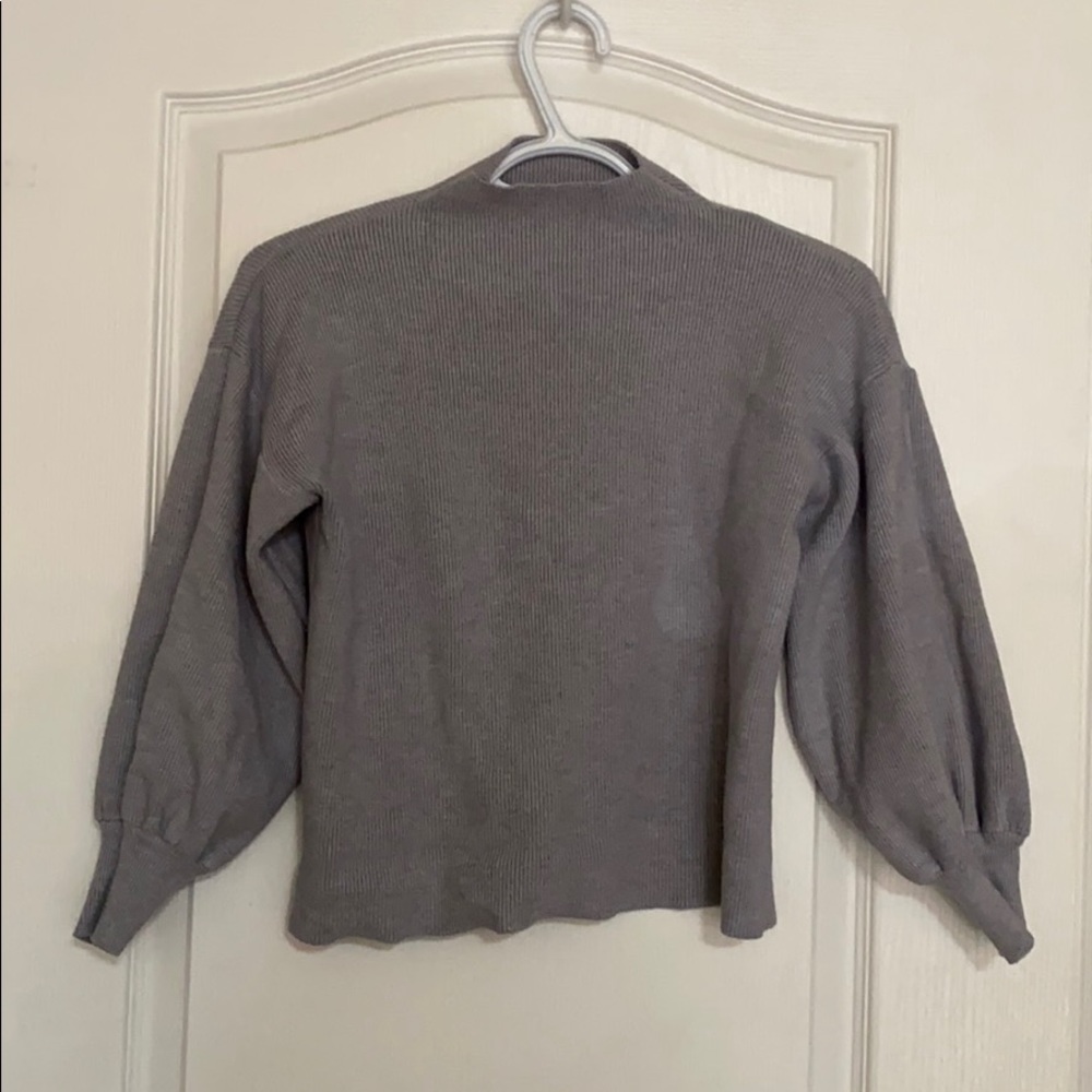 Gray Cropped Sweater